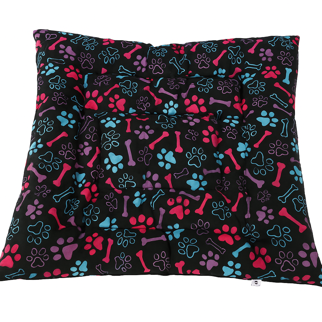 Cojín diseño patitas color rosa