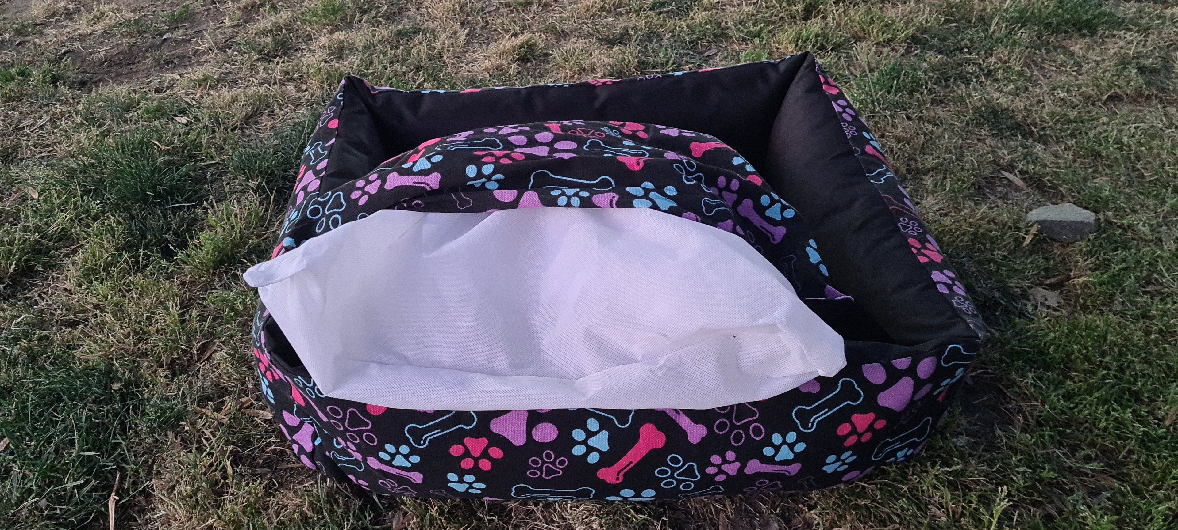 Cama rectangular Rosa (100% desmontable con cierres)